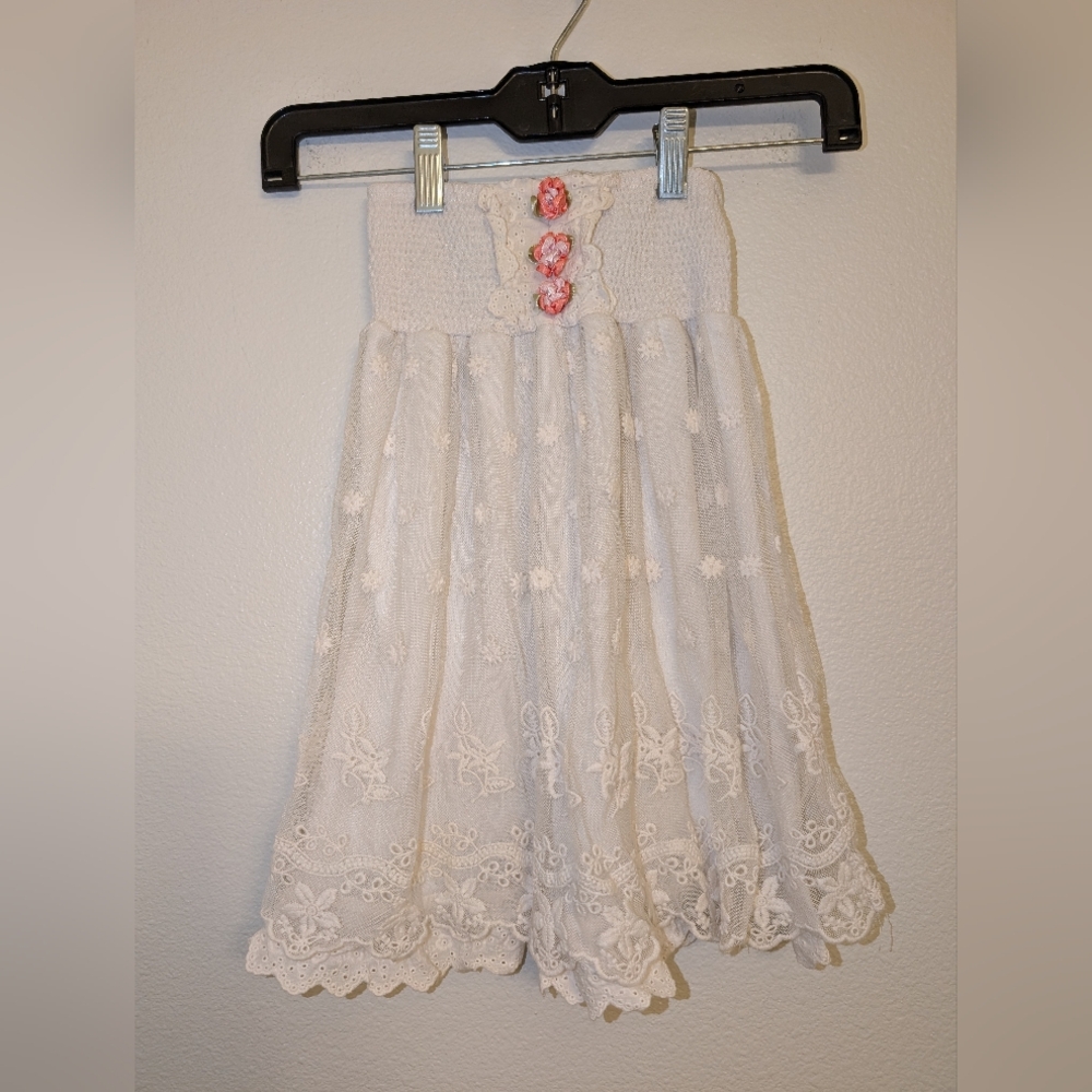 Lapis girl lace Strapless top with Ribbon Flowers Size 4/5